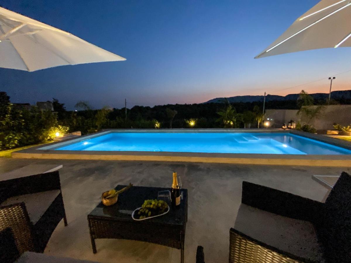 Villa Lucia With Salt Pool Fontane Bianche Exterior foto